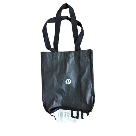 Lululemon Bundle of 5 Reusable Shopping Bags Small/Large Snap Closure EUC - Picture 5 of 7